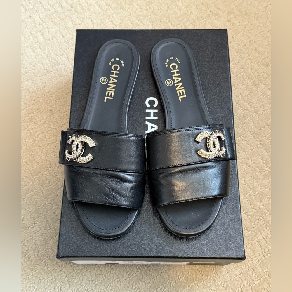 Chanel mules with Crystal and Pearl CC details